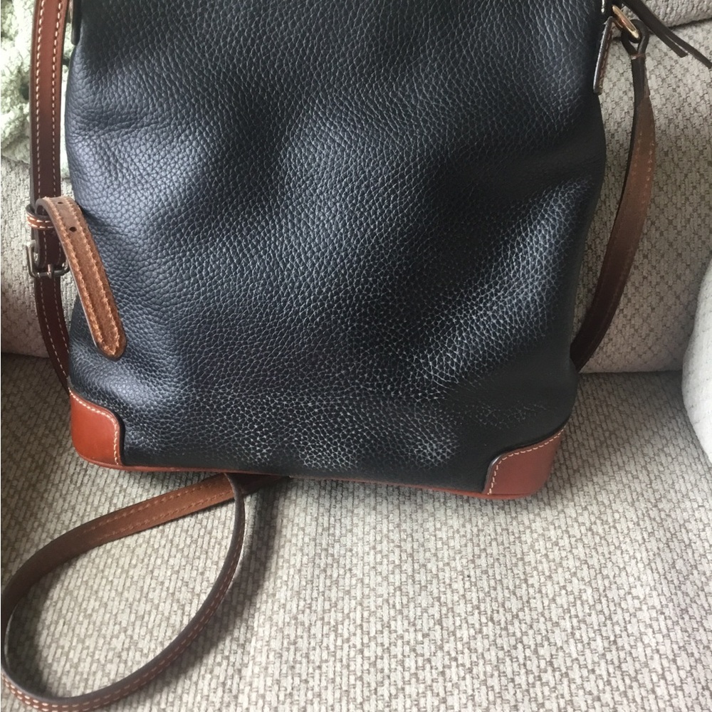 Dooney & Bourke Black pebble leather crossbody purse - Picture 2 of 10